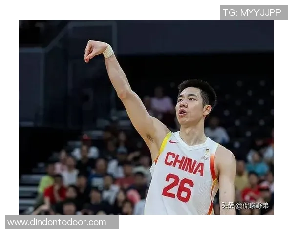 朱俊龙的成长之路与奋斗精神探析：从青涩少年到职场精英的蜕变历程